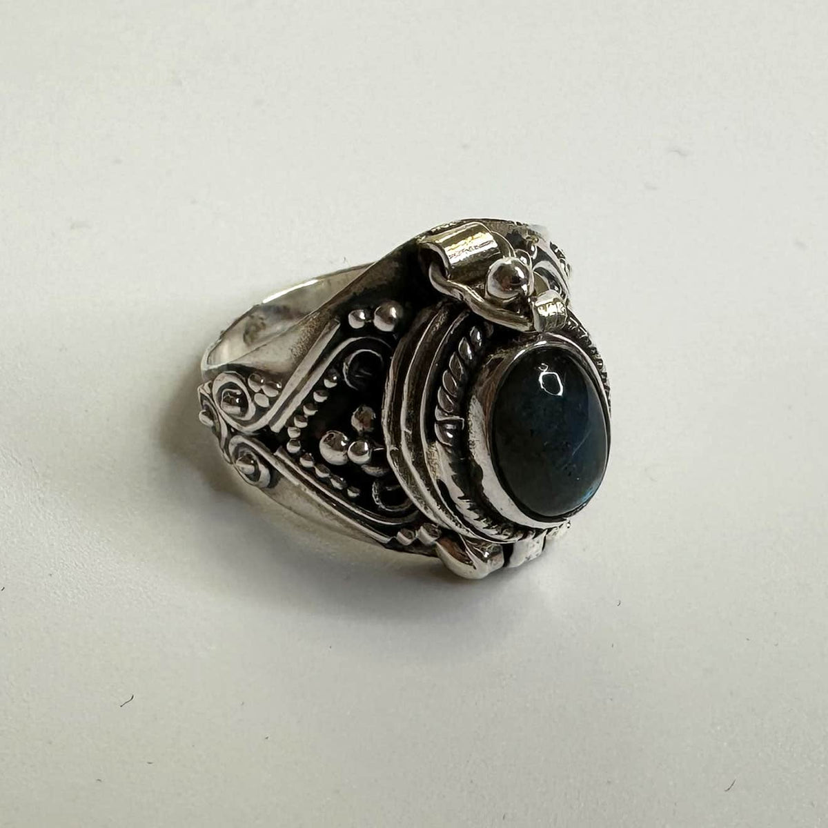 Silver Ring 02